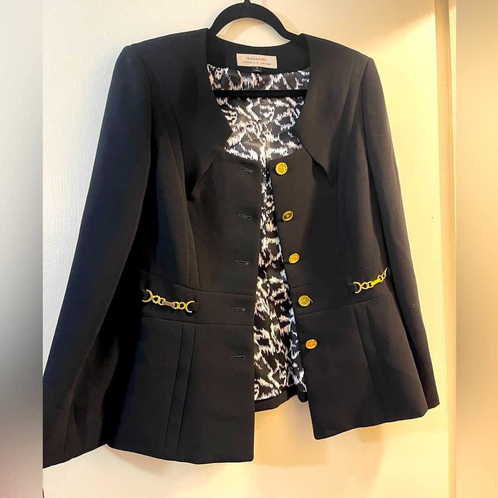Tahari suit jacket - size 10
